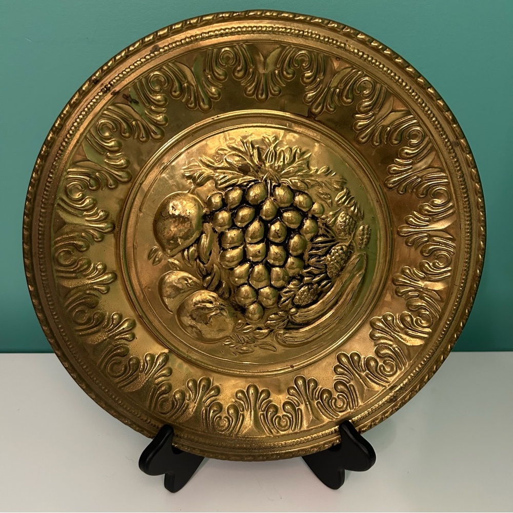 Vintage Embossed Hammered Brass Wall Plate Plaque Made In England